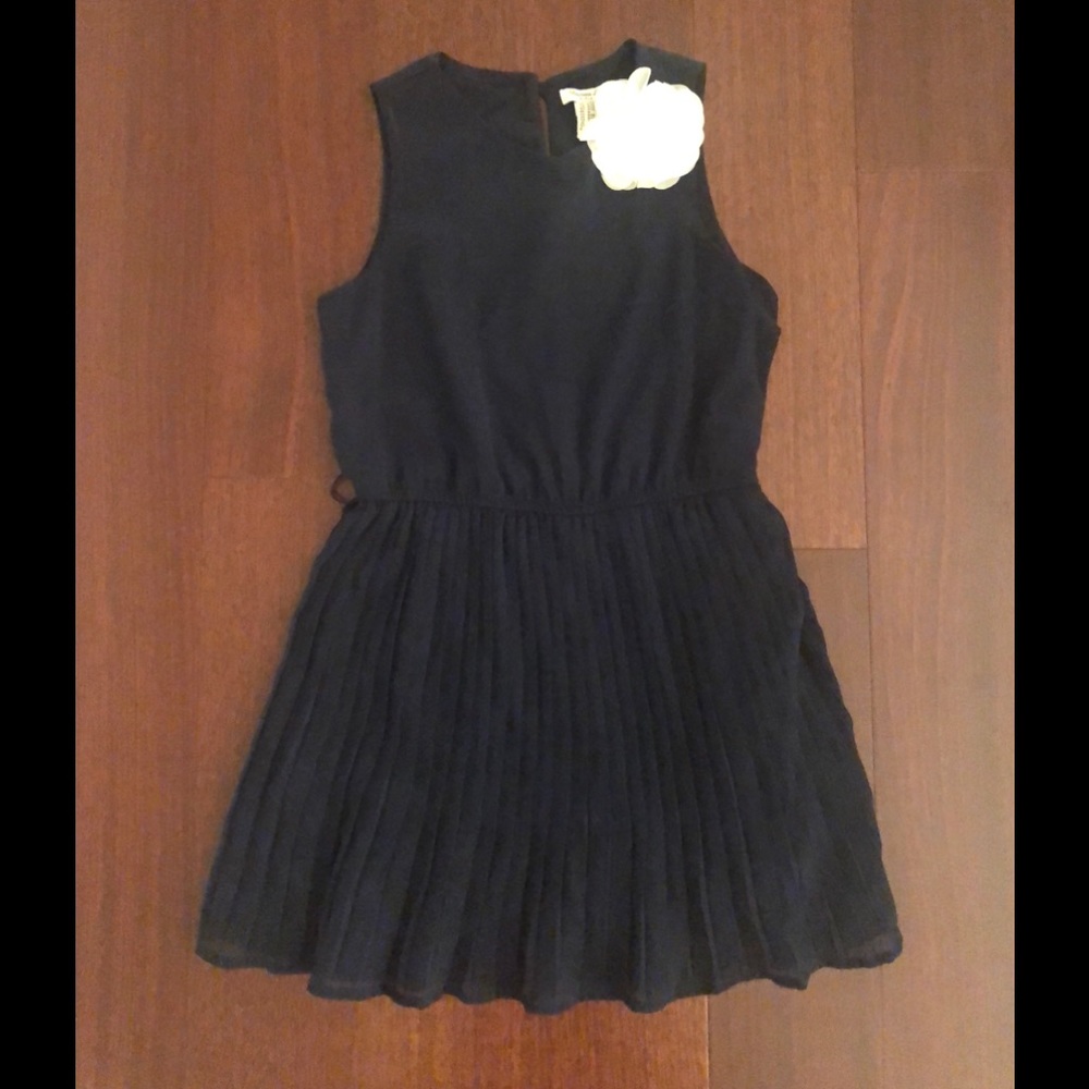 NWT Forever 21 Girls Navy pleated dress